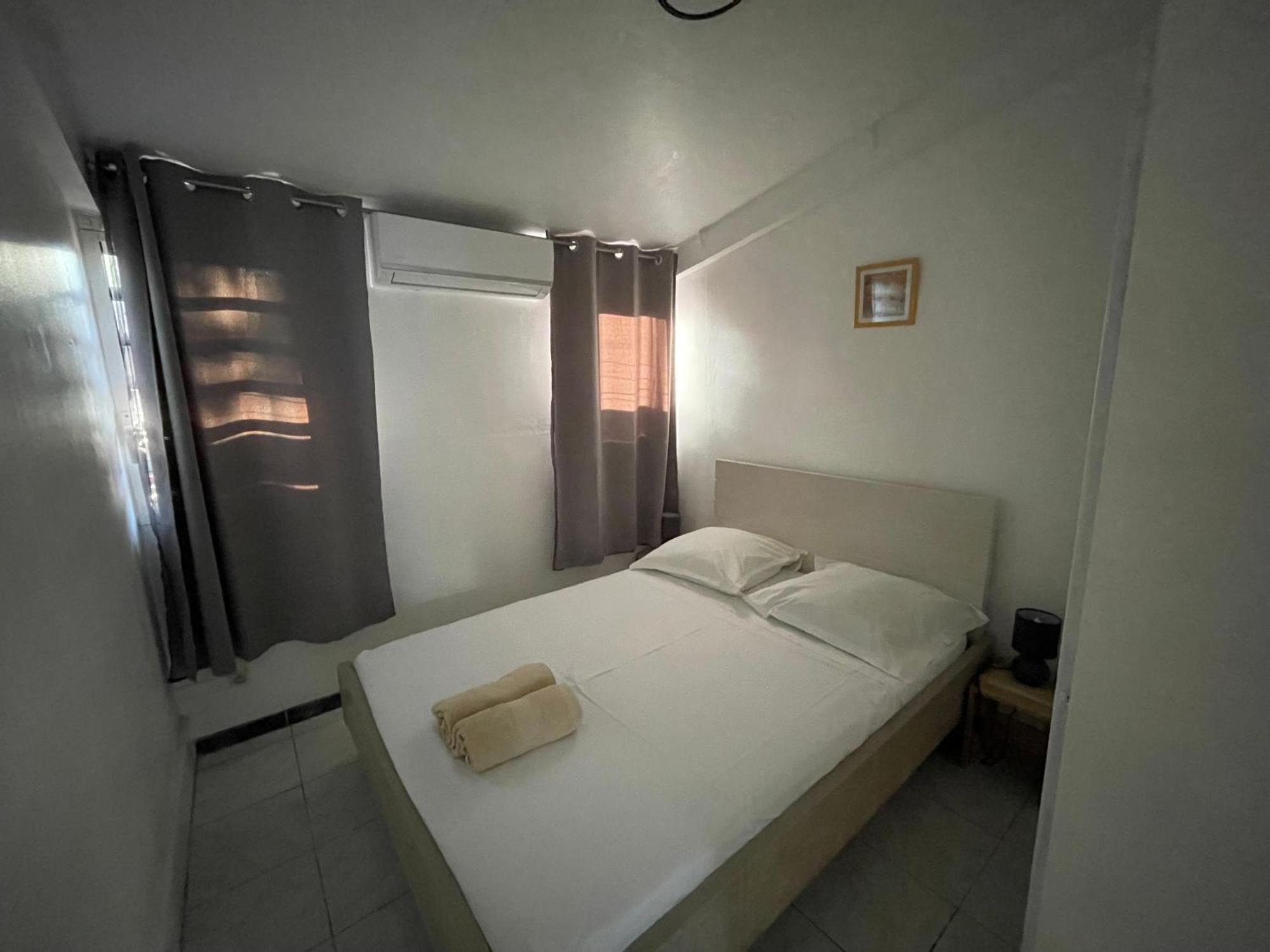 Casa Valencia, Proche De Toutes Commodites Saint Pierre Exterior photo