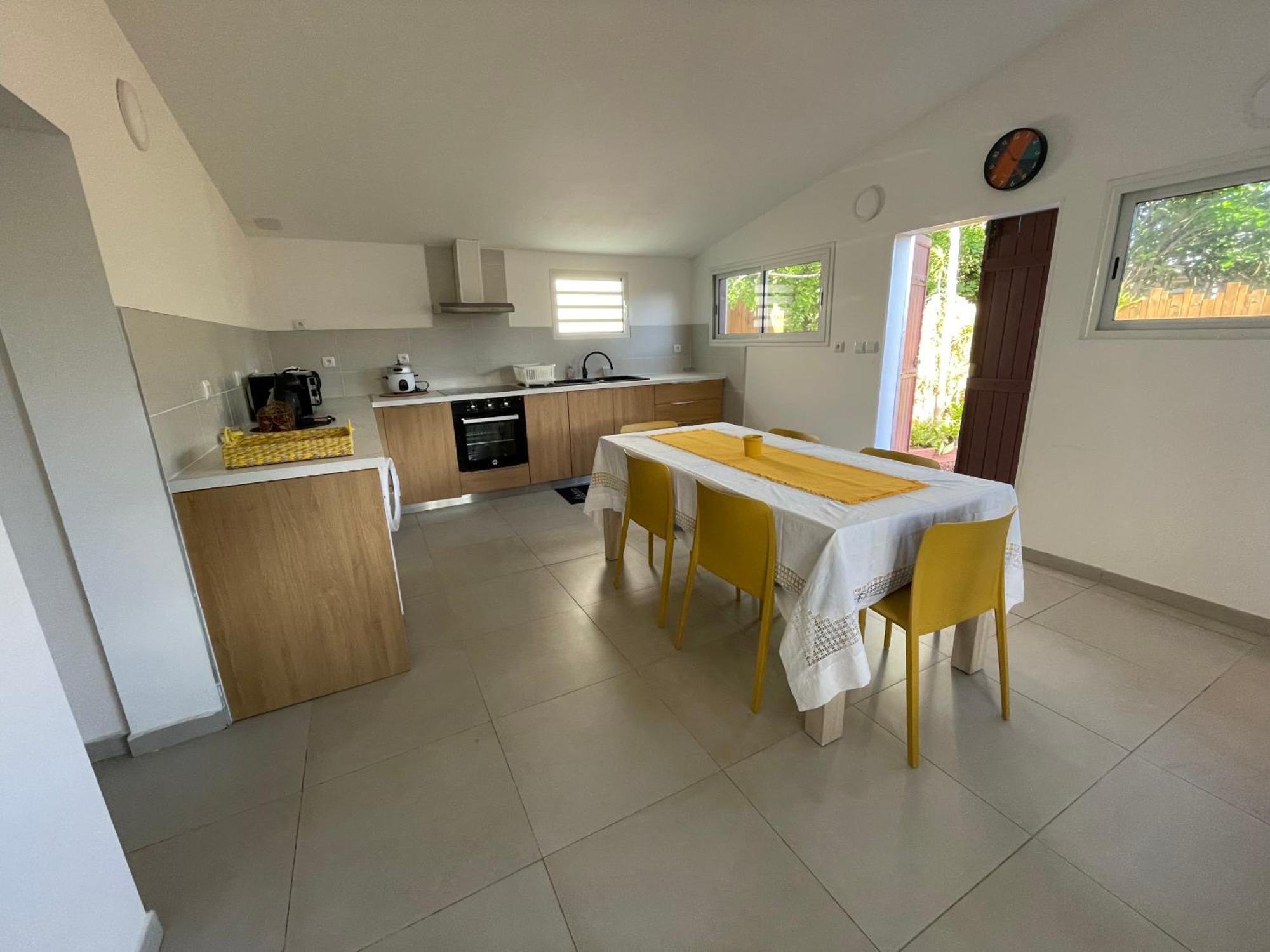 Casa Valencia, Proche De Toutes Commodites Saint Pierre Exterior photo